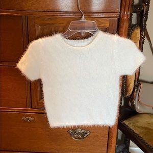 fuzzy white cropped stretch shirt